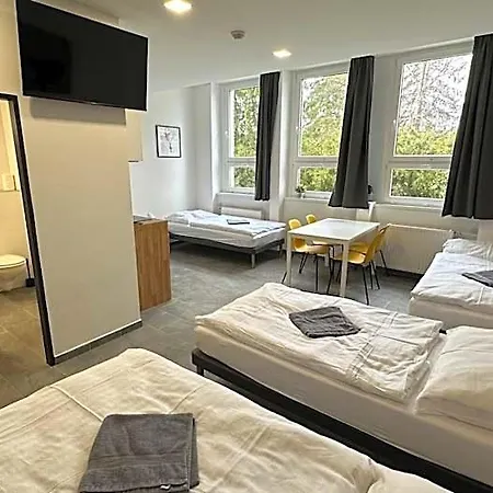 Hangar Hotel